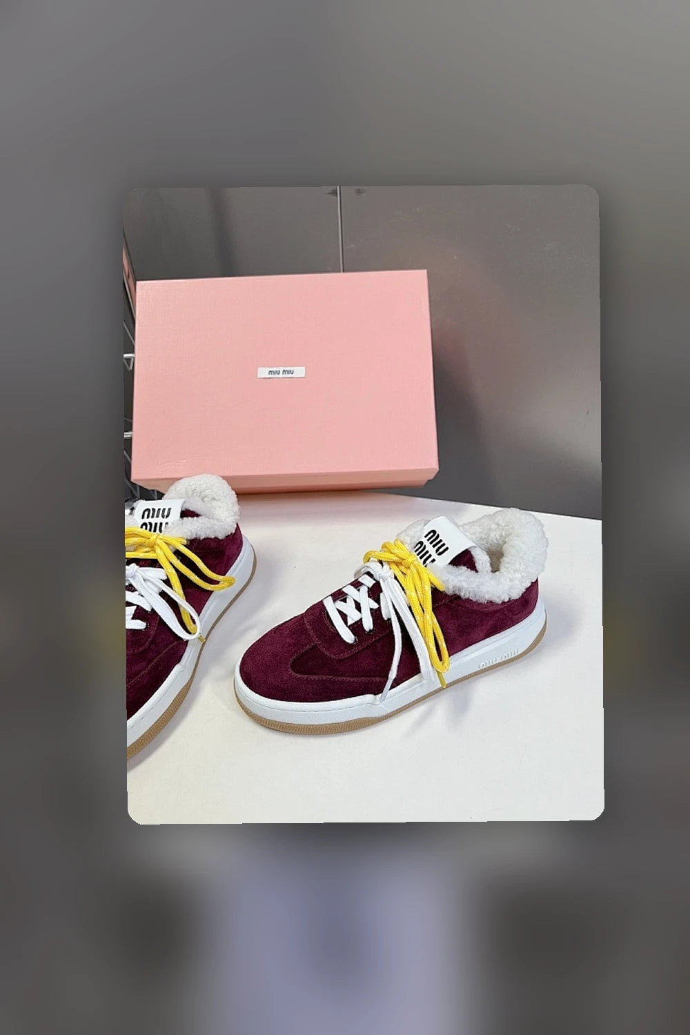 NB - MMU Women Shoes - 402