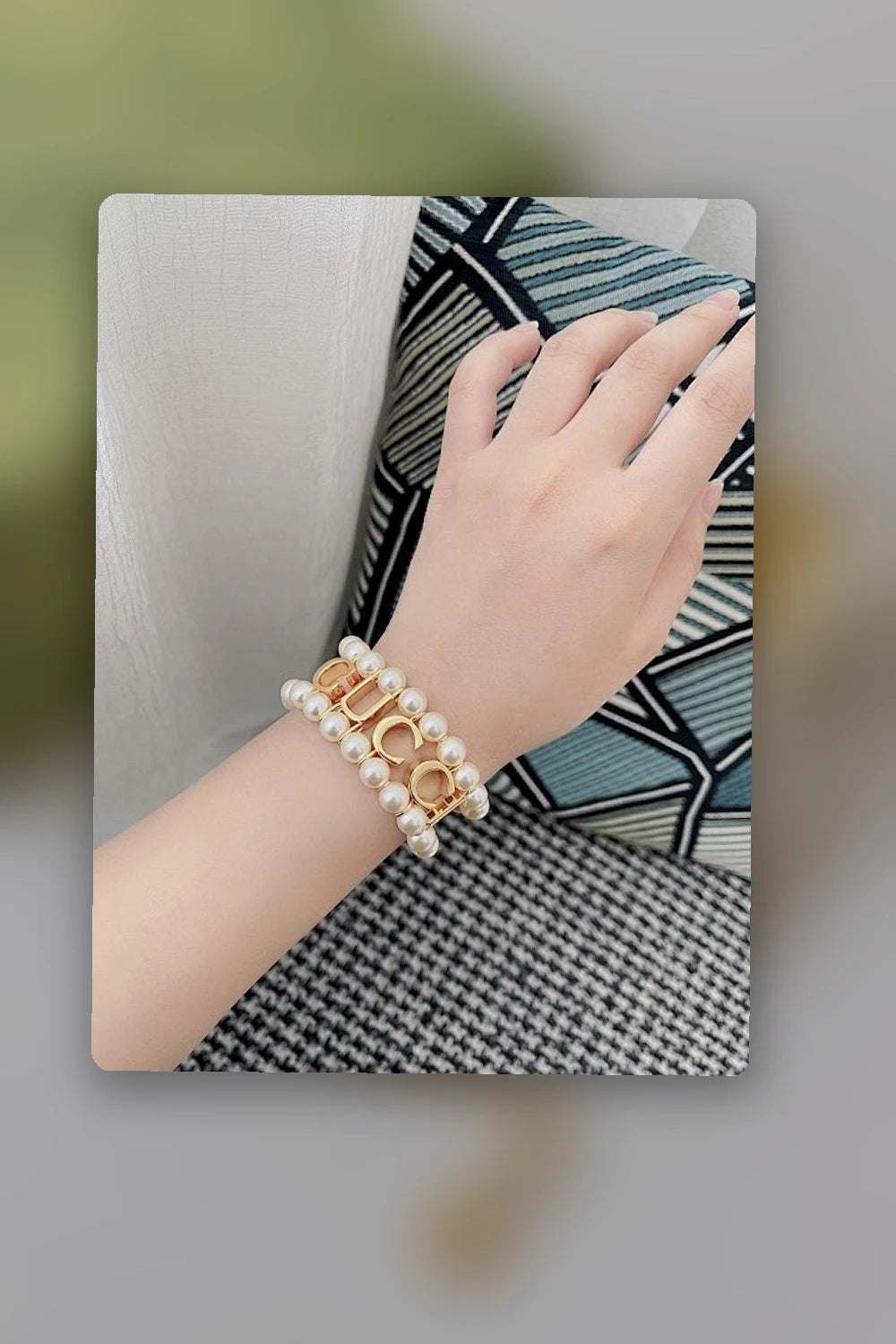 NB - CRA Jewelry - 424