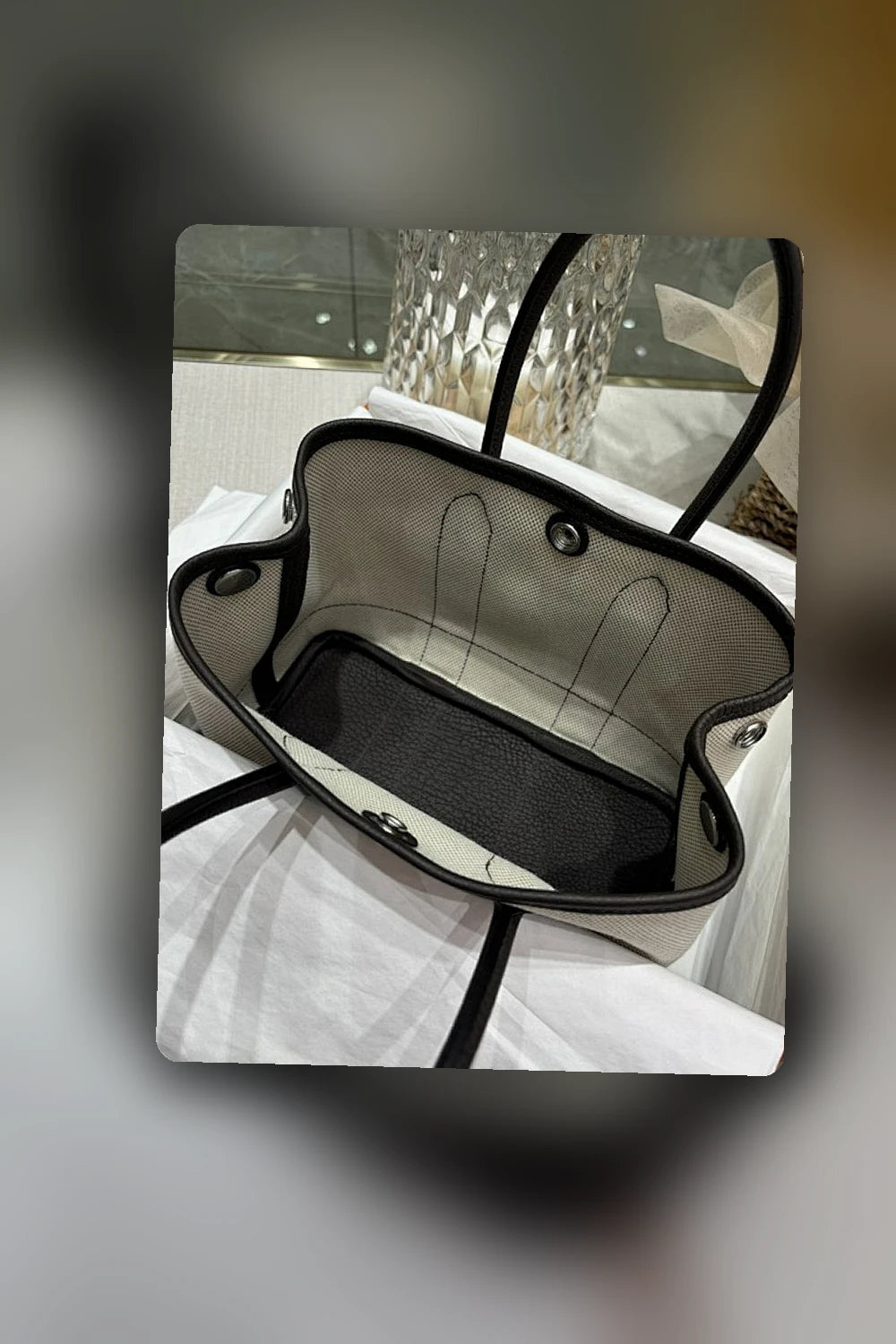 NB - HMS Bag - 1519