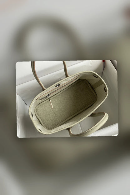 NB - HMS Bag - 048