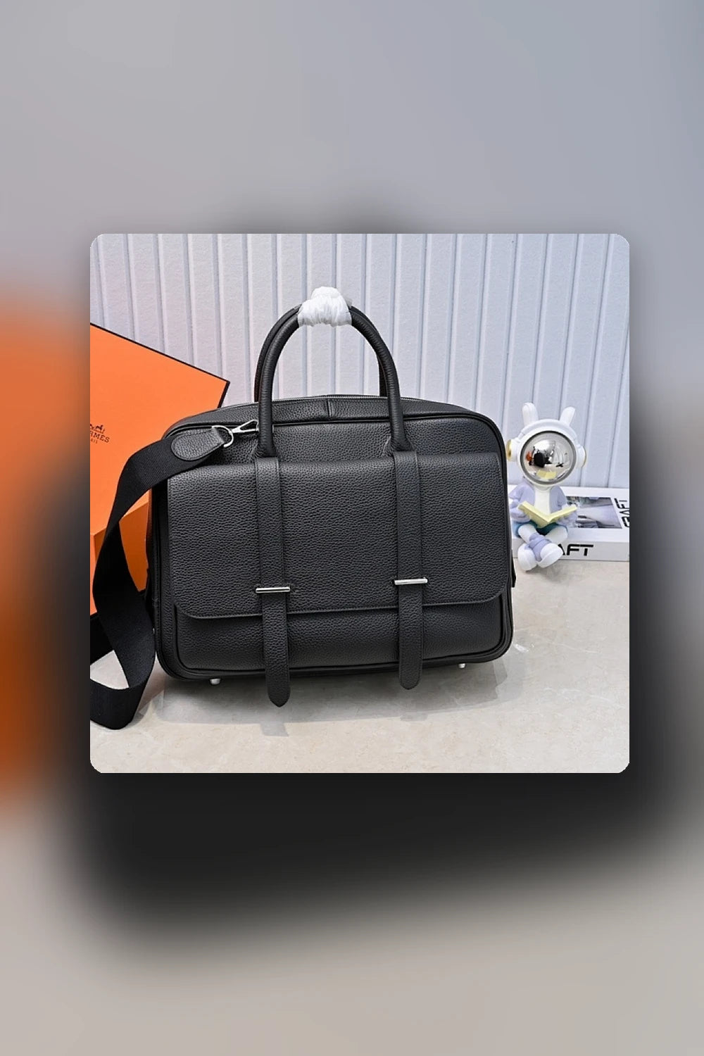 NB - HMS Bag - 1829
