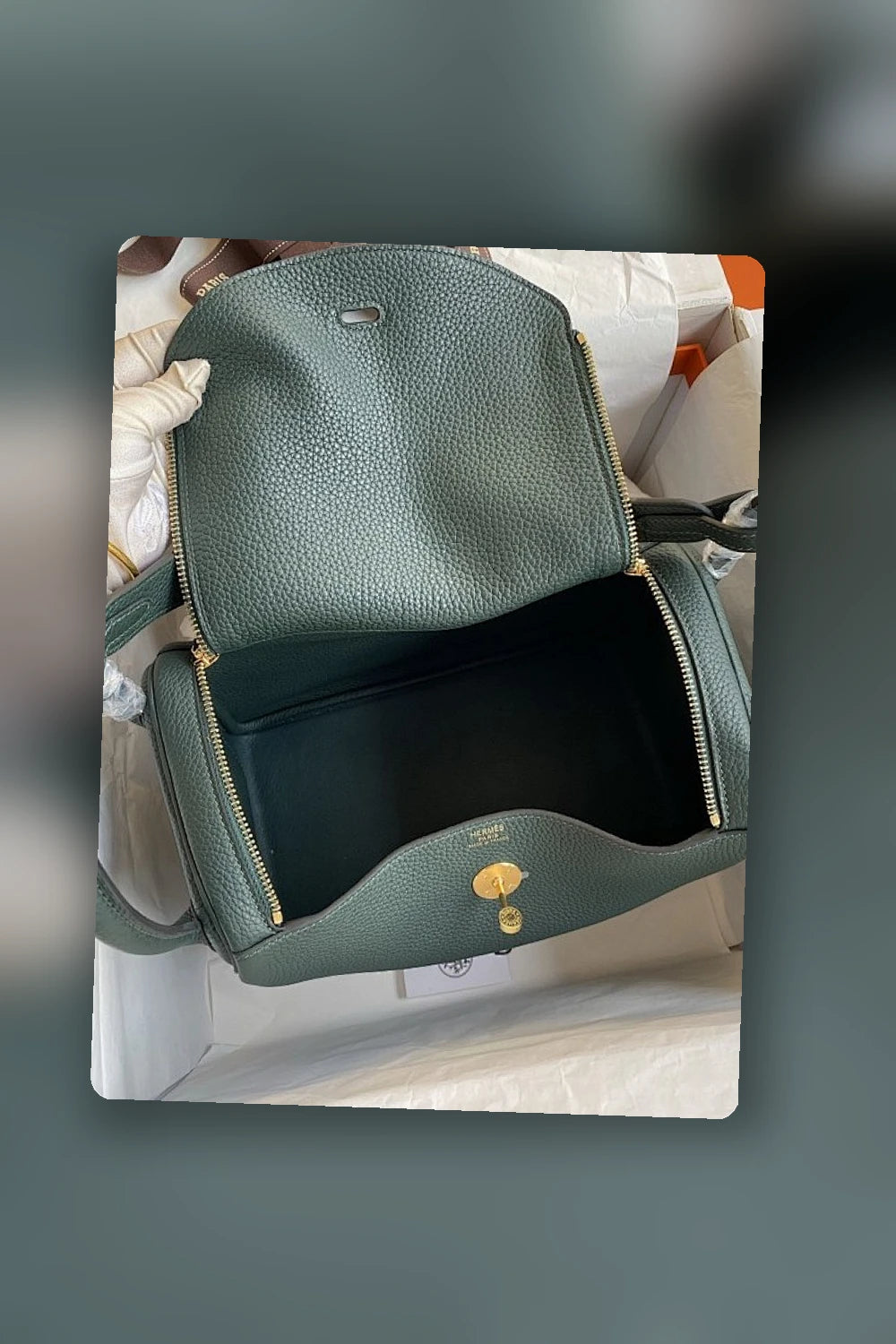 NB - HMS Bag - 689