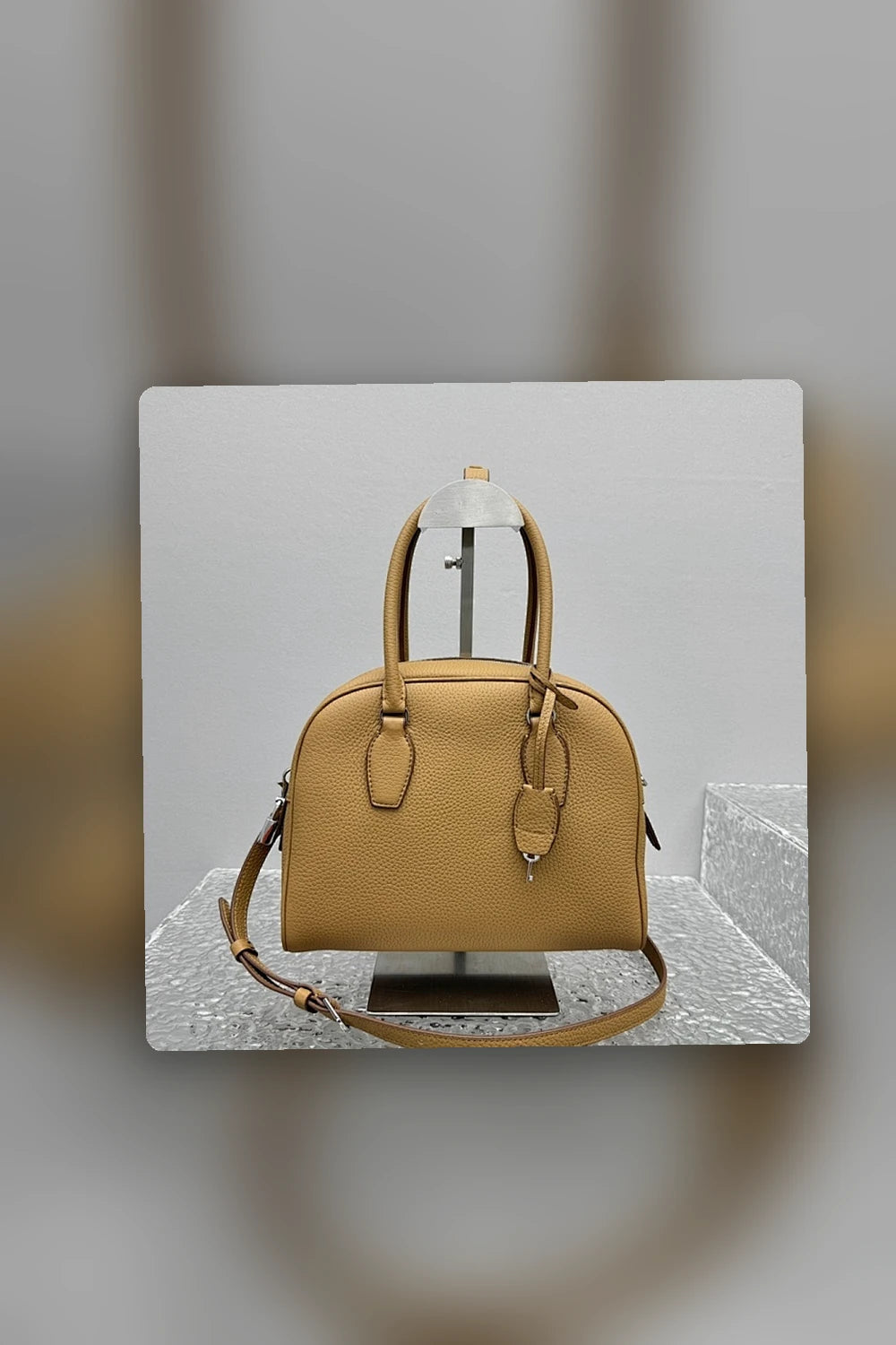 NB - THR Bag - 670