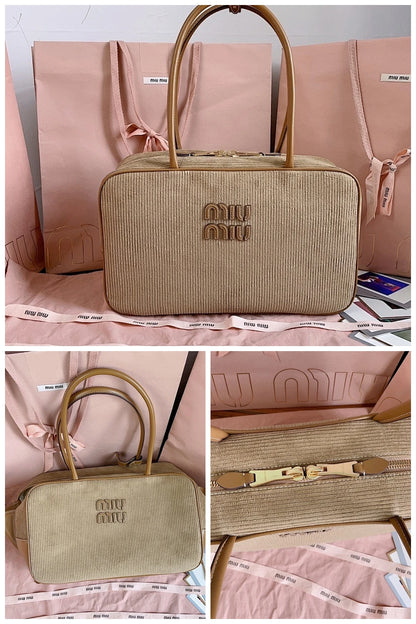 NB - MMU Bag - 219