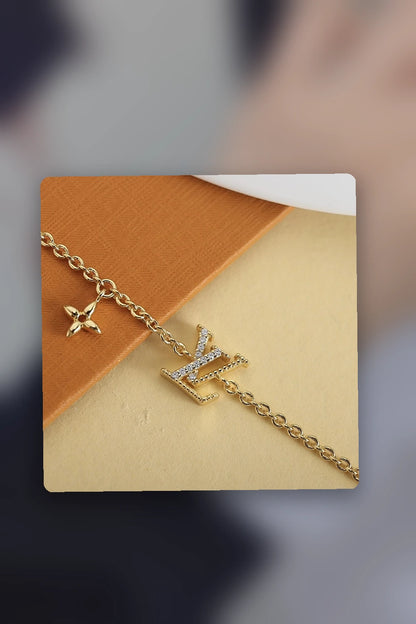 NB - LOV Jewelry - 528