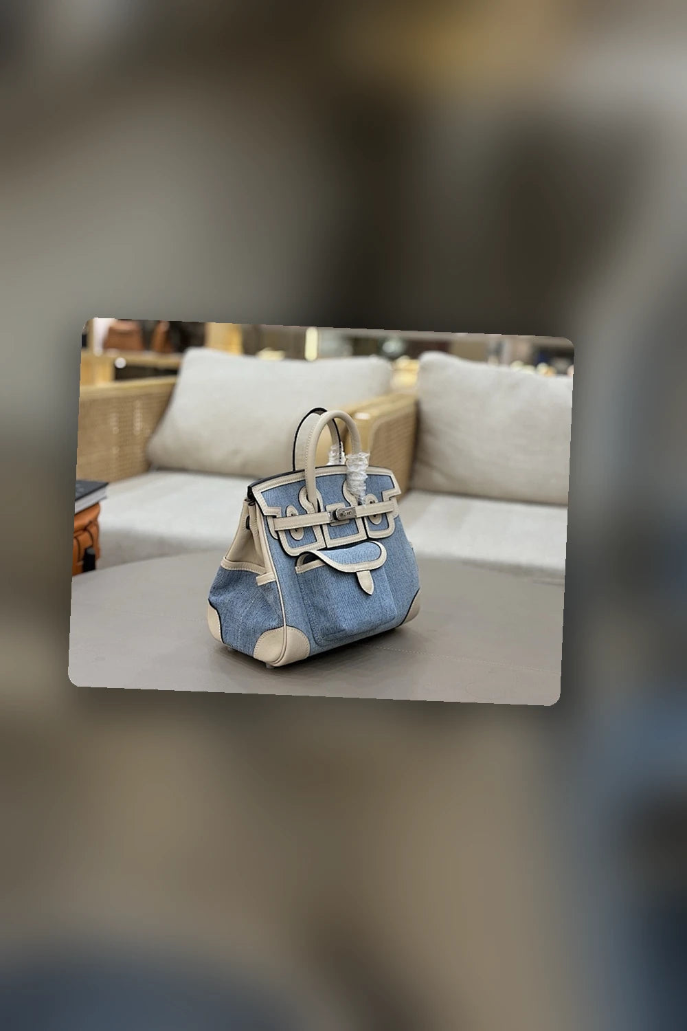 NB - HMS Bag - 1025