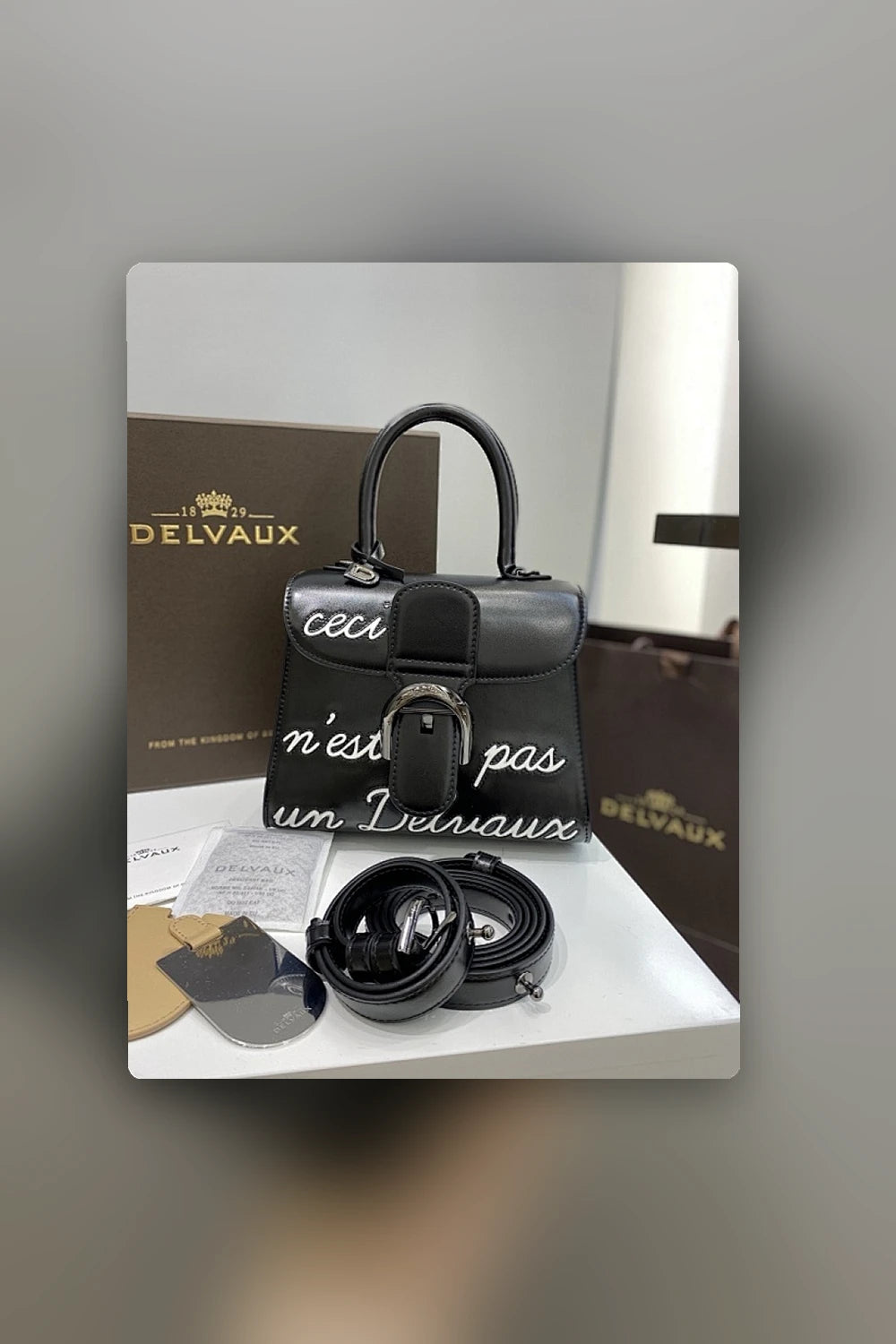 NB - DLVX Bag - 194