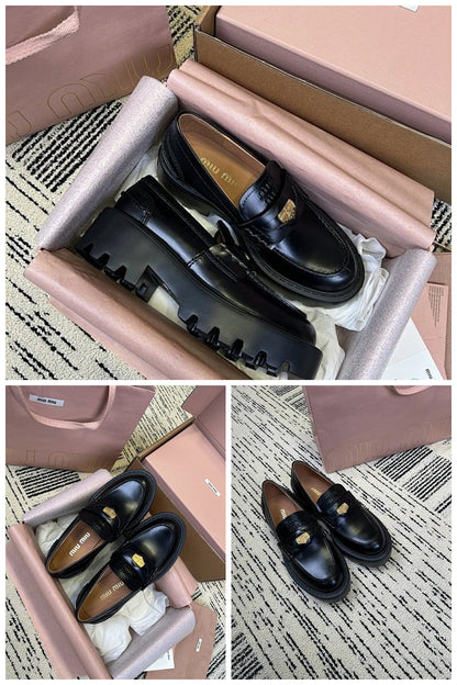 NB - MMU Women Shoes - 304