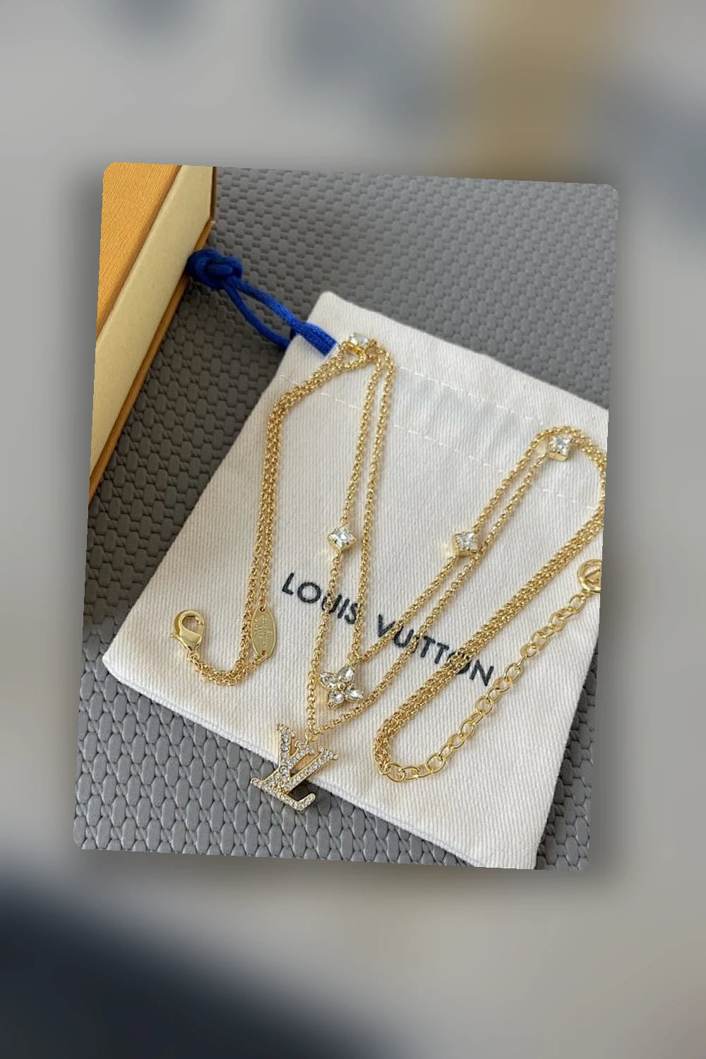 NB - LOV Jewelry - 077