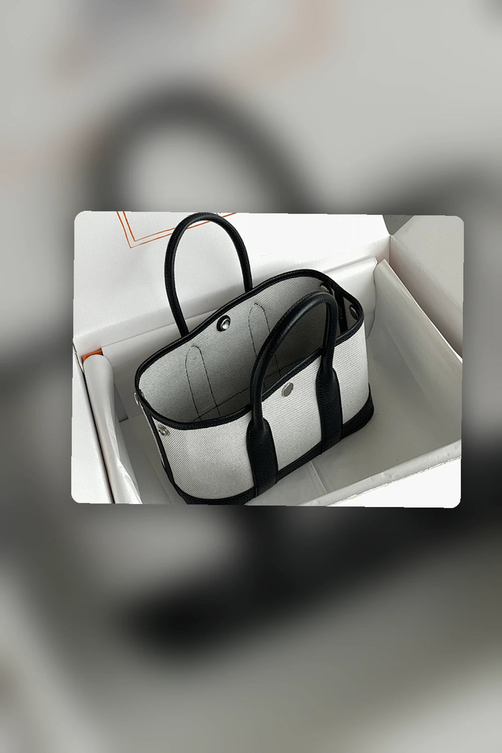 NB - HMS Bag - 068