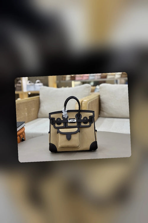 NB - HMS Bag - 1043