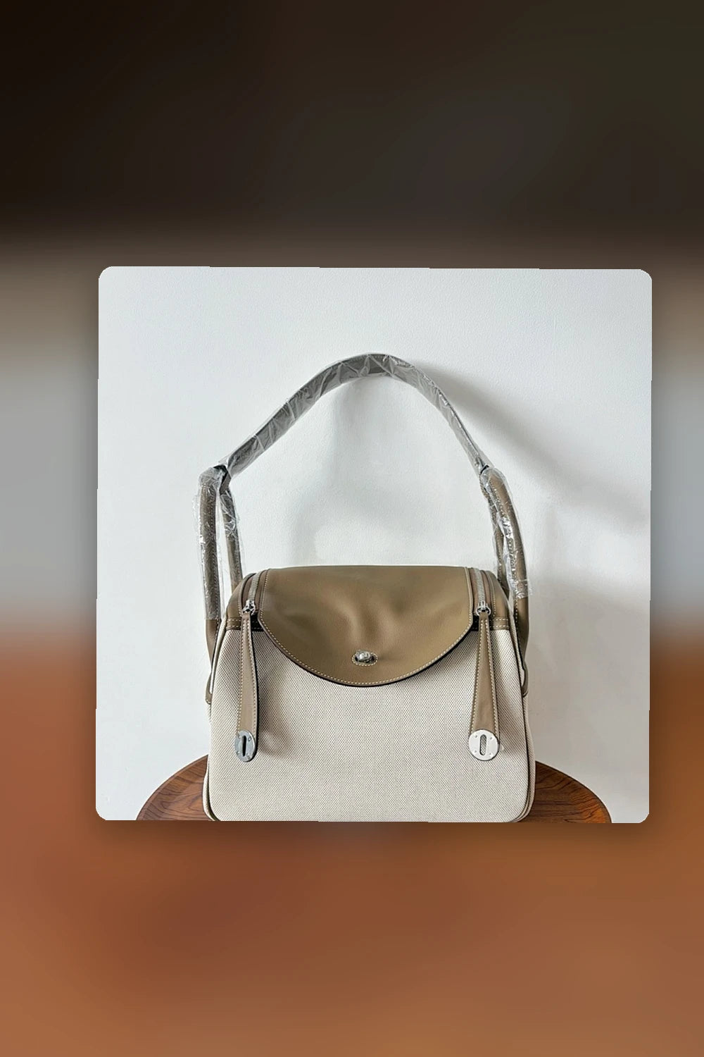NB - HMS Bag - 1585