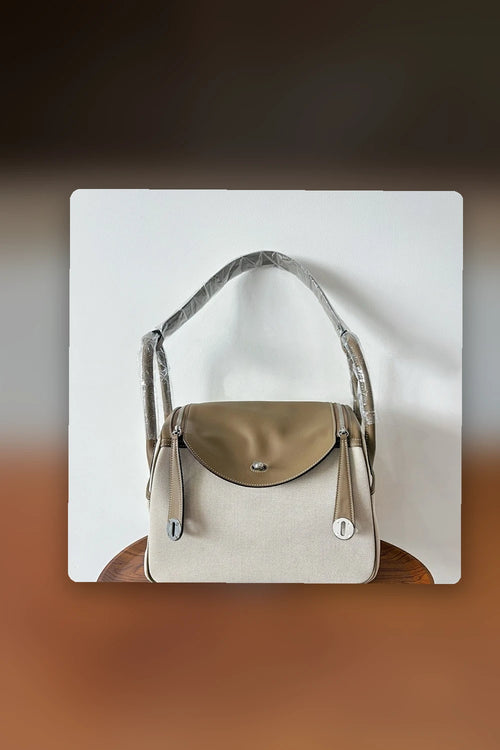 NB - HMS Bag - 1585