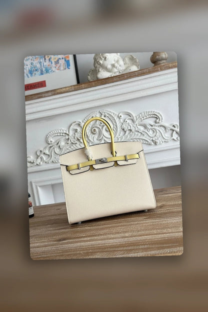 NB - HMS Bag - 1023