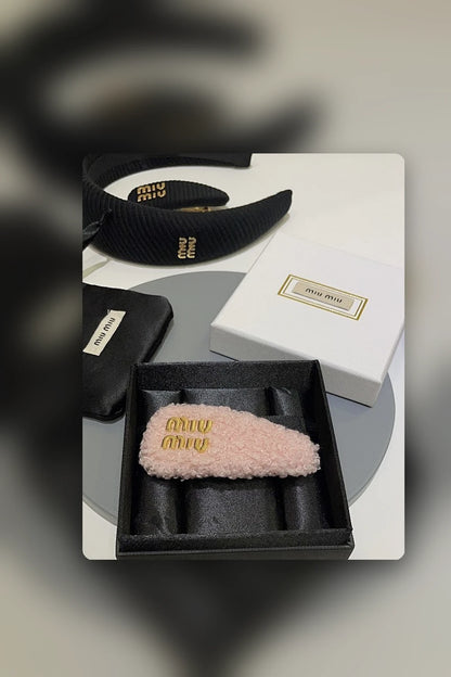 NB - MMU Jewelry - 429