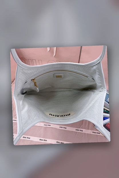 NB - MMU Bag - 182