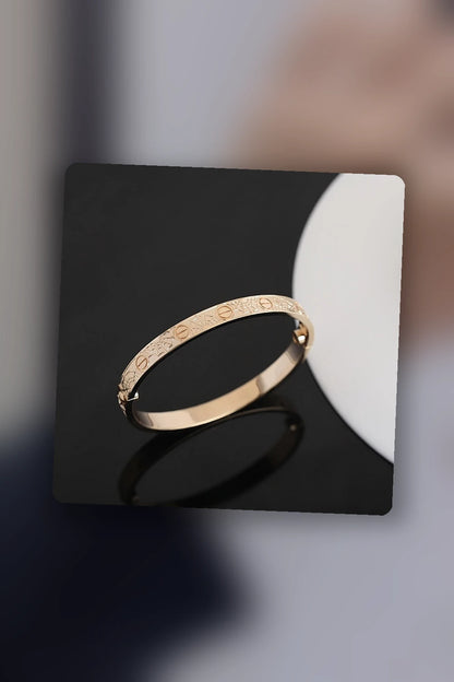 NB - CRA Jewelry - 110