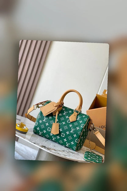 NB - LOV Bag - 1426