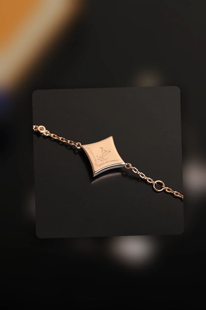NB - LOV Jewelry - 692