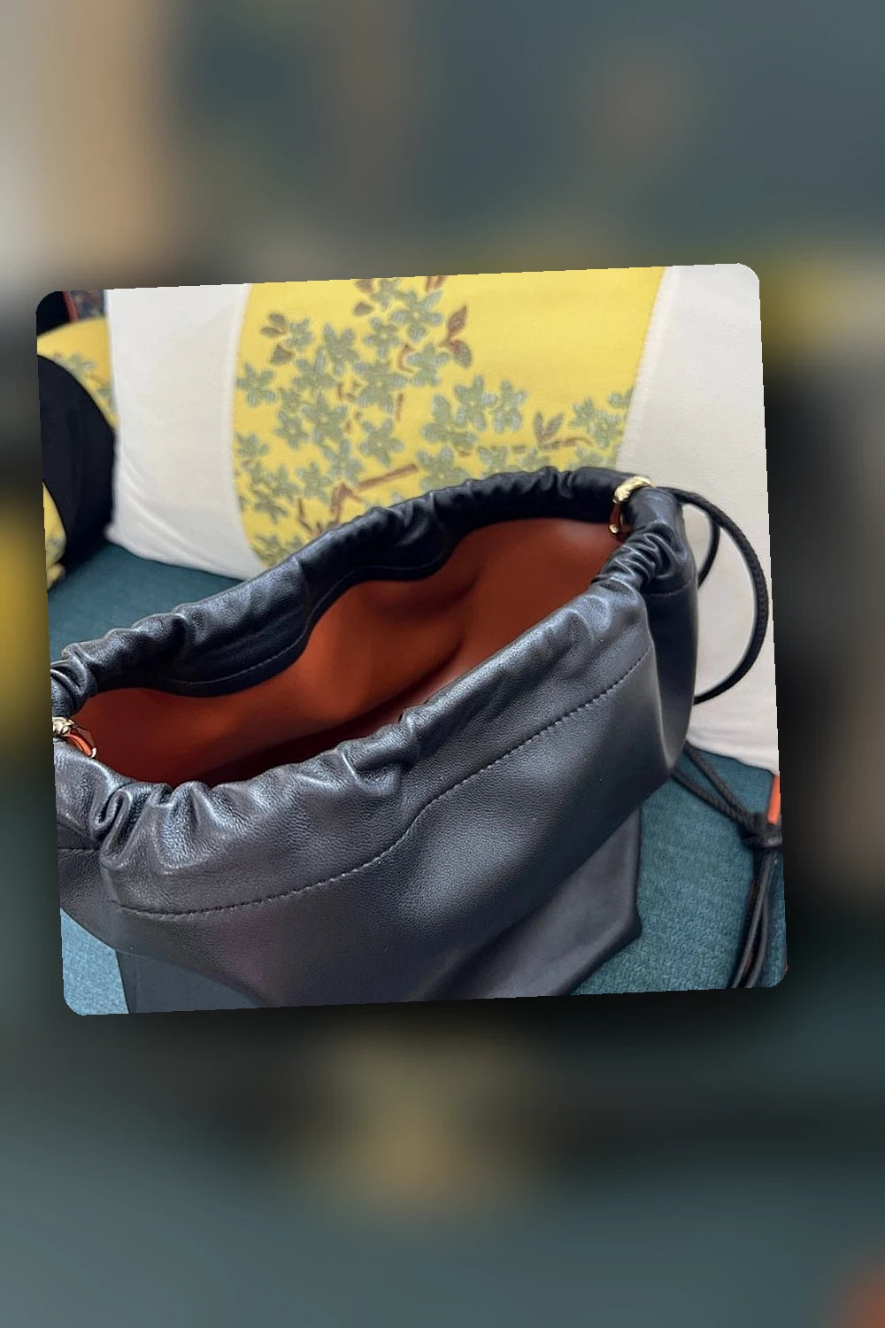 NB - VEL Bag - 301