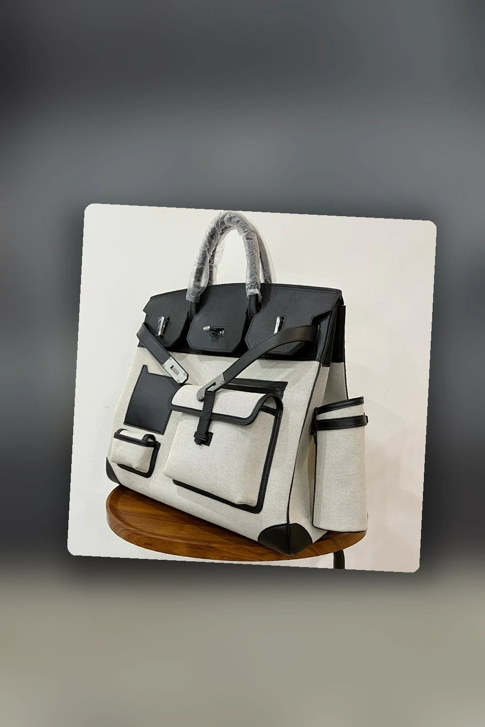 NB - HMS Bag - 1594
