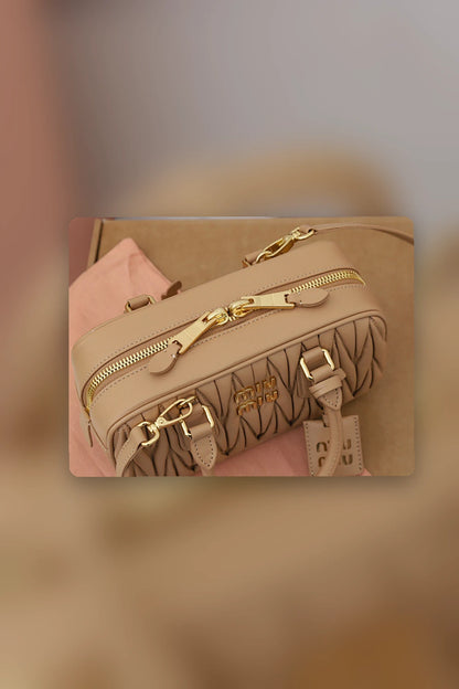 NB - MMU Bag - 107