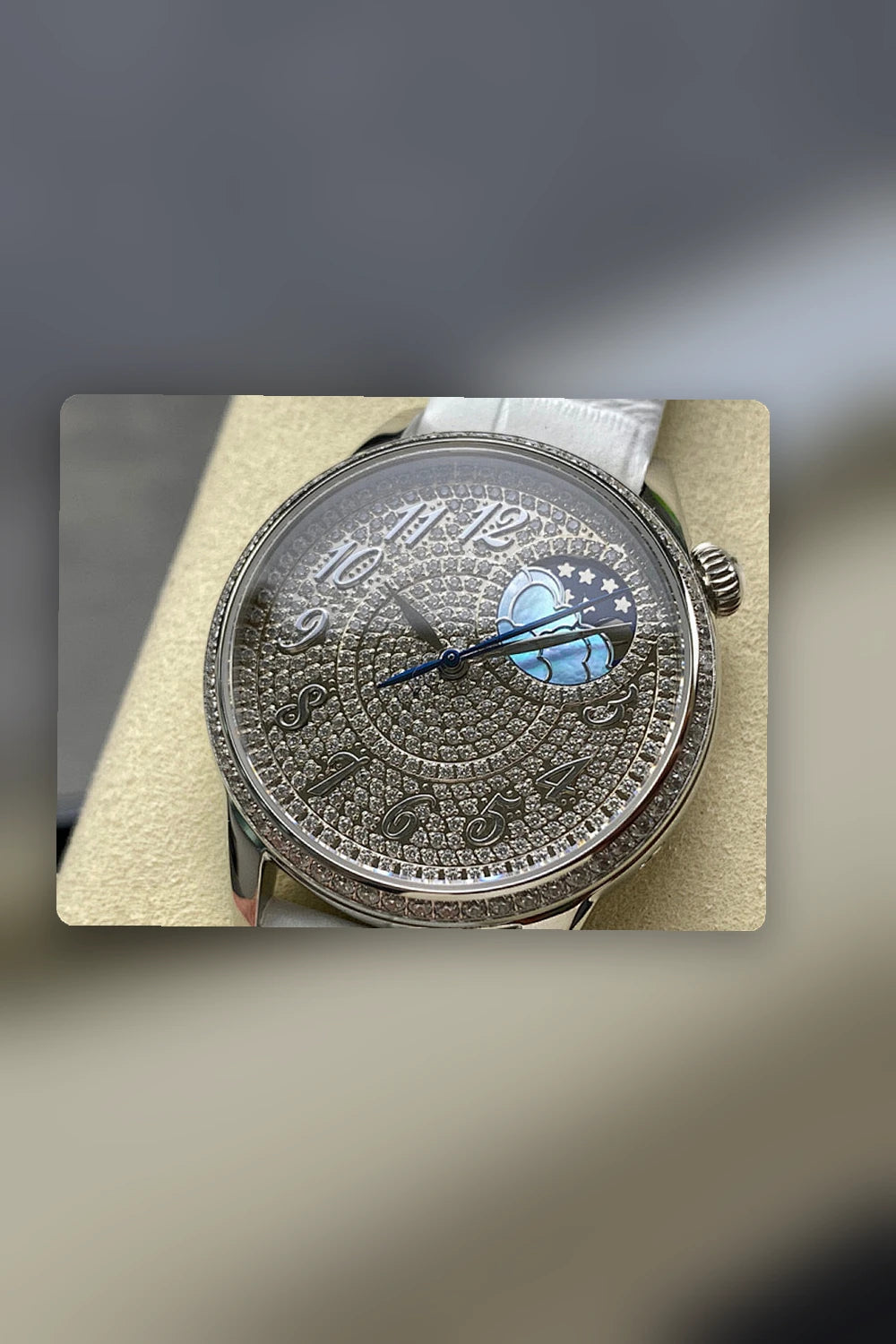 NB - Mix Watch - 932