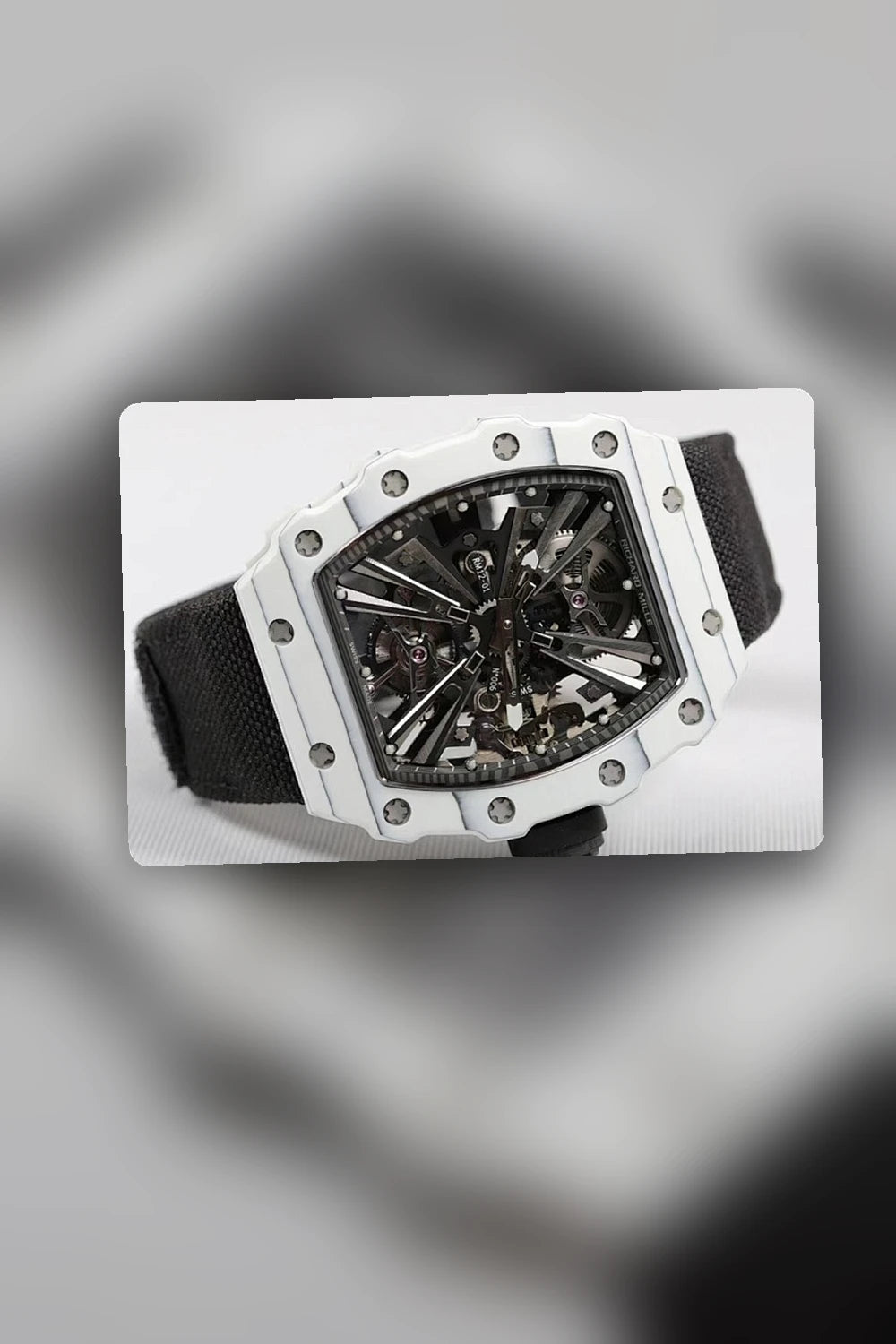 NB - Mix Watch - 1077
