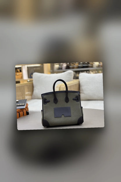 NB - HMS Bag - 1389