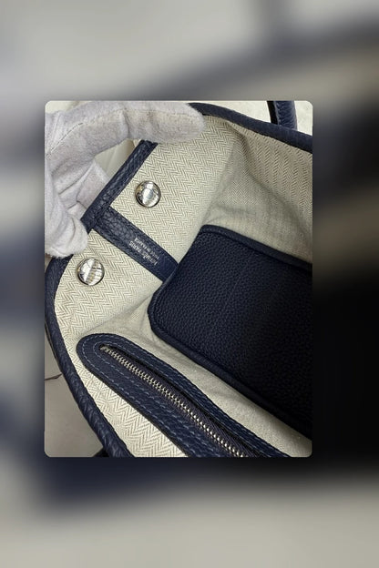 NB - HMS Bag - 1600