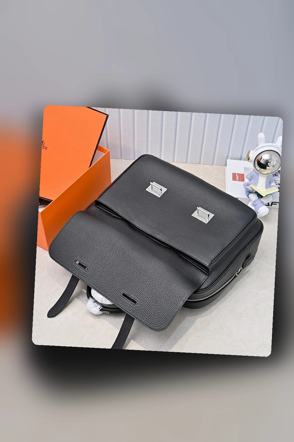 NB - HMS Bag - 1829