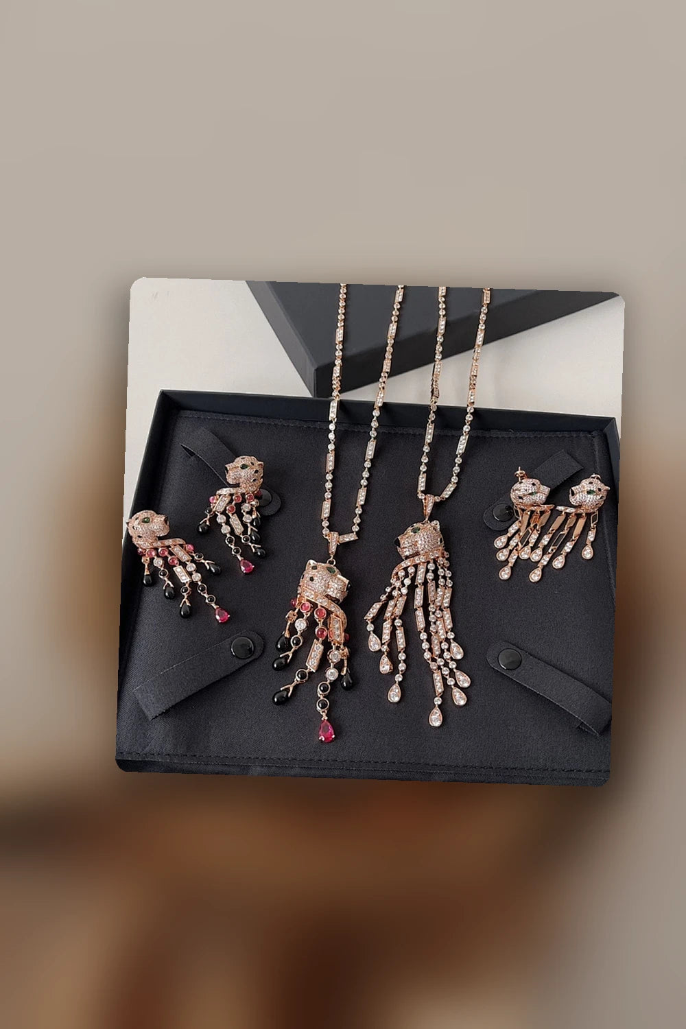 NB - CRA Jewelry - 147