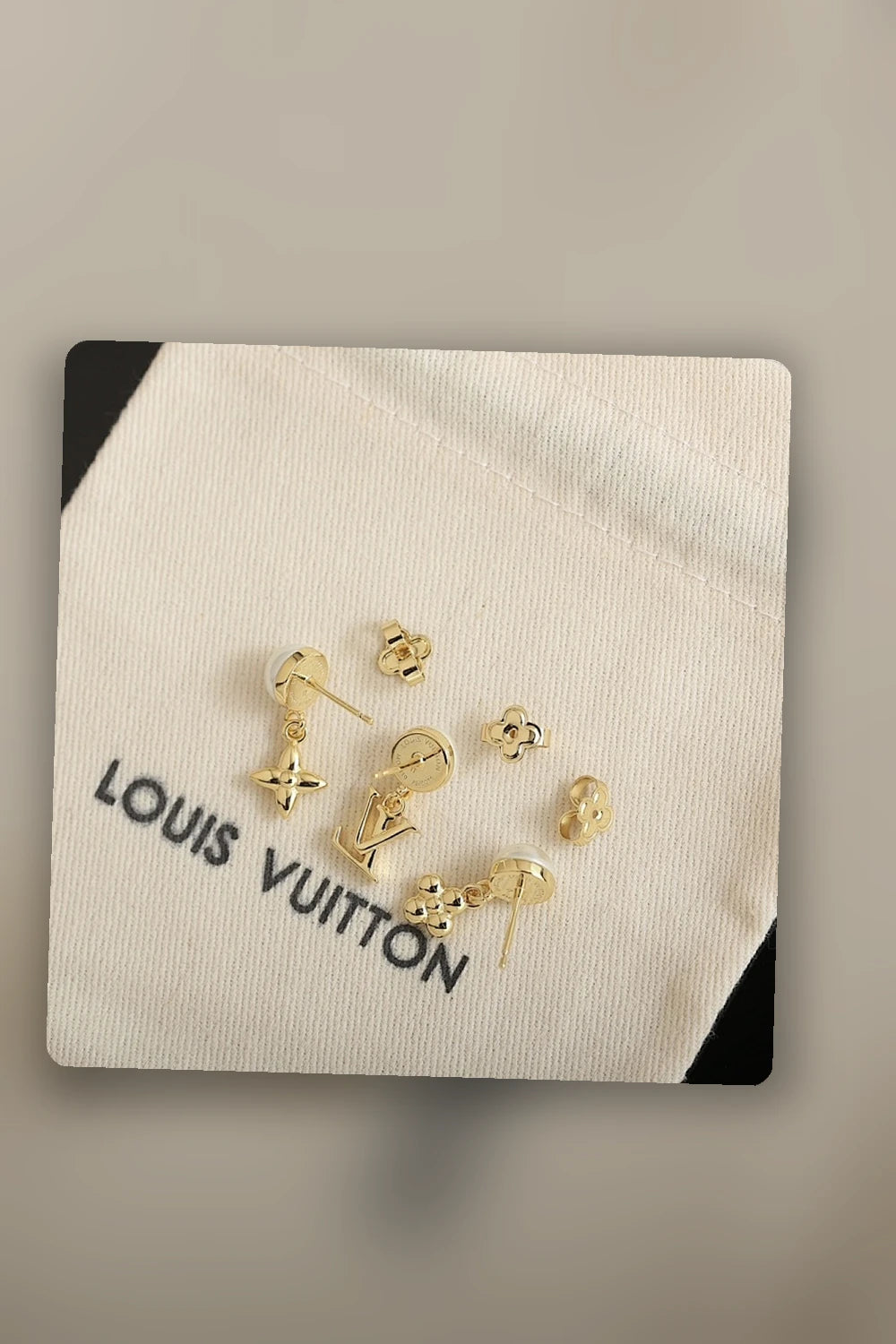 NB - LOV Jewelry - 026