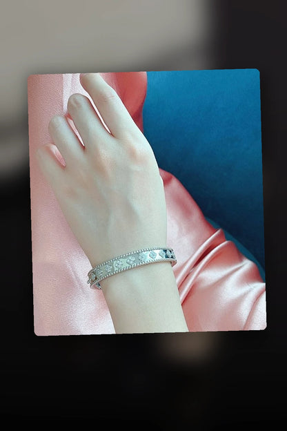 NB - VACA Jewelry - 380
