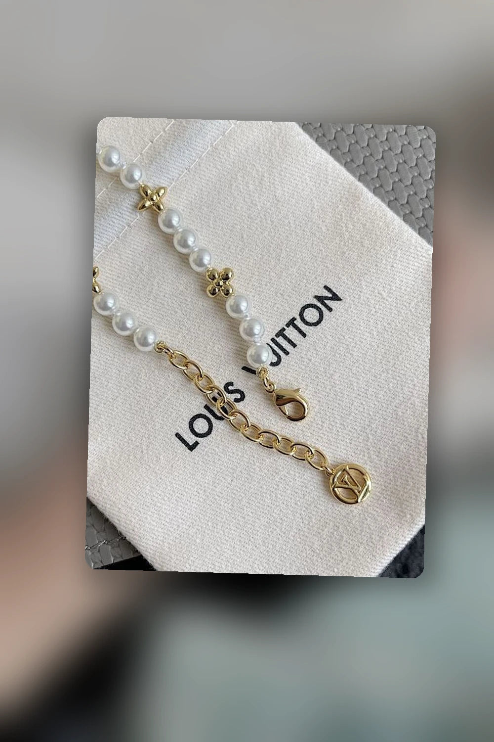 NB - LOV Jewelry - 686