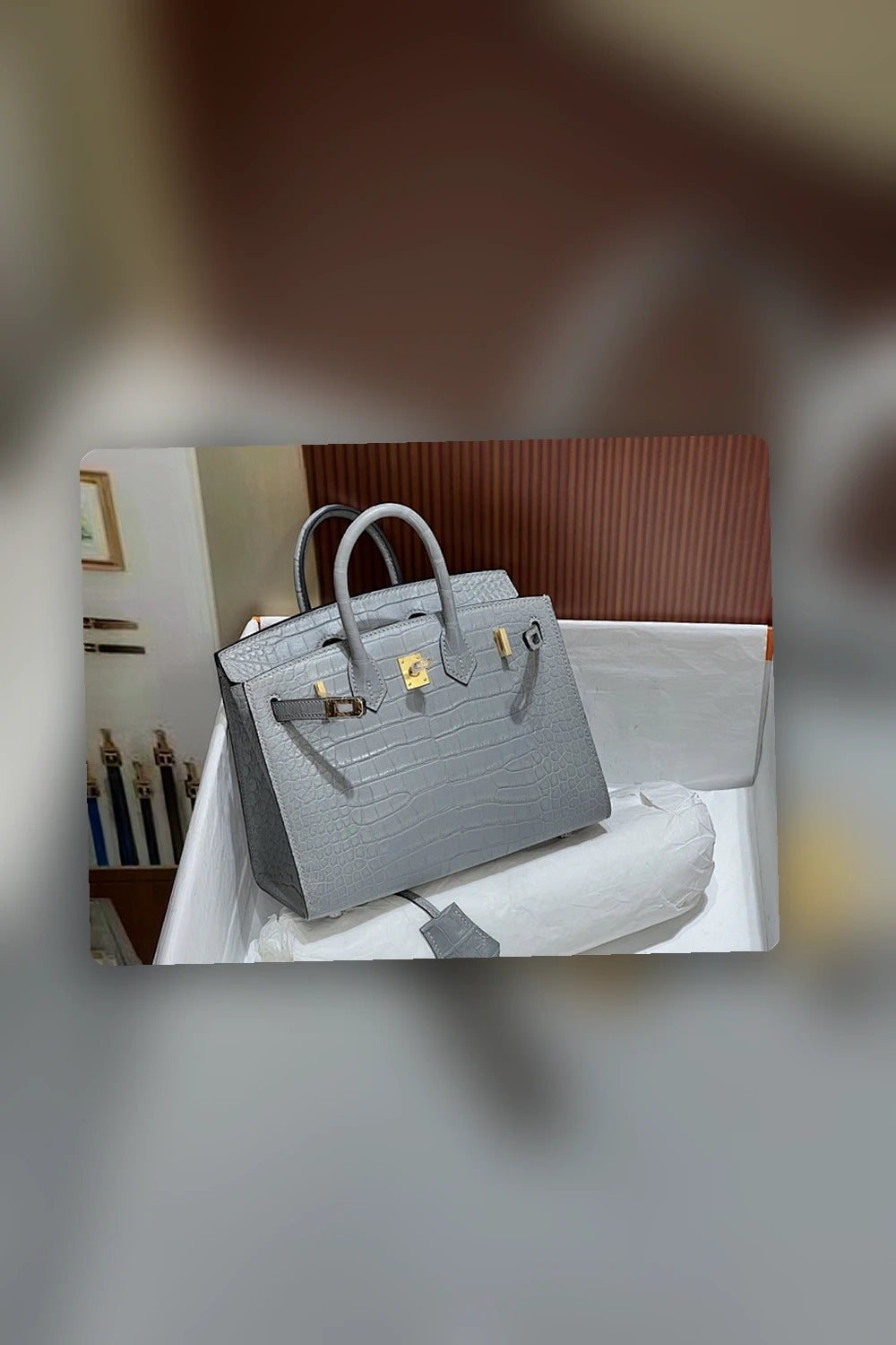 NB - HMS Bag - 679