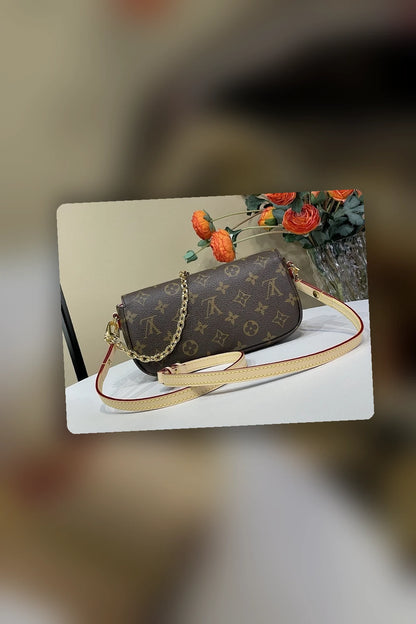 NB - LOV Bag - 1031
