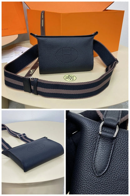 NB - HMS Bag - 1083