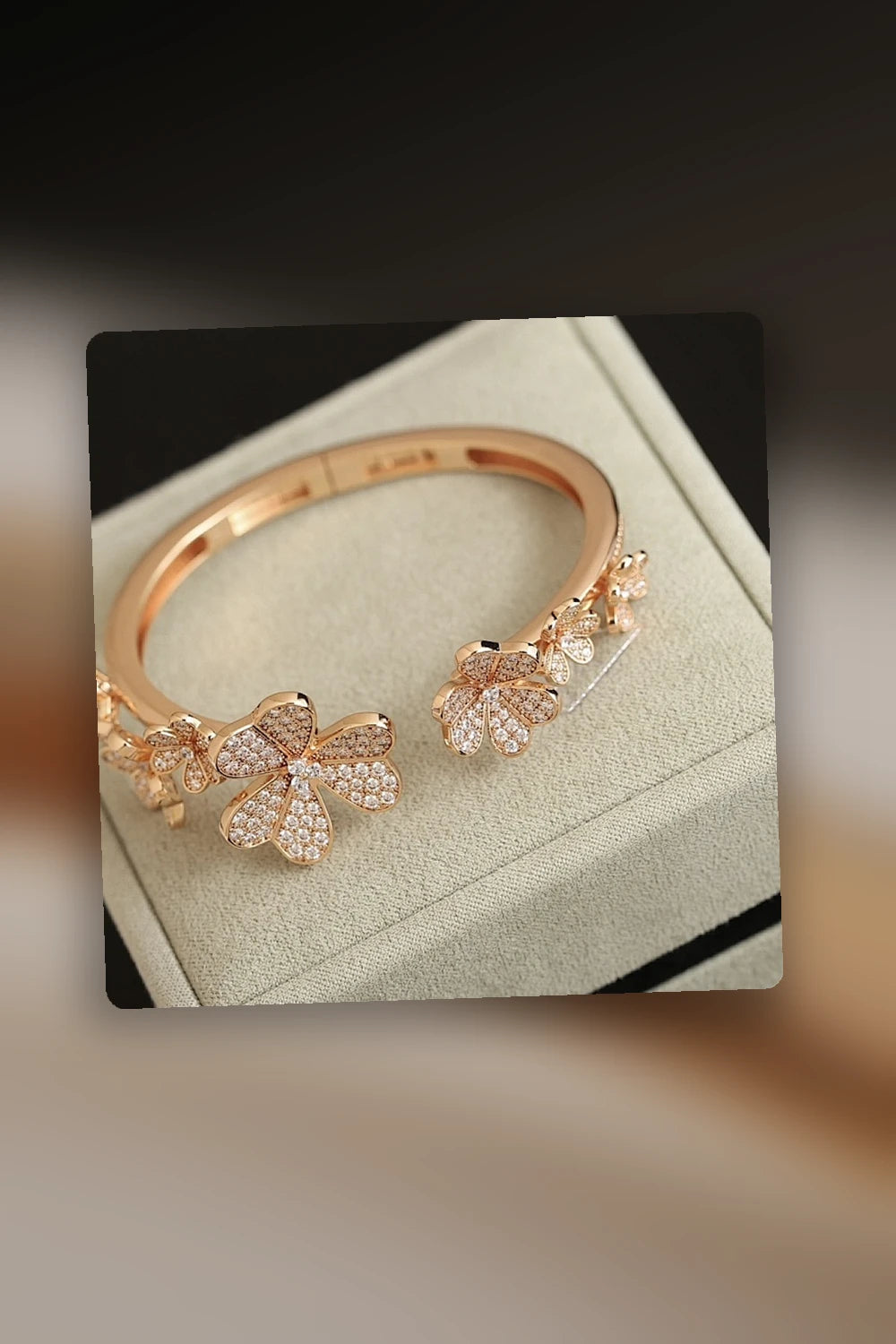 NB - VACA Jewelry - 301
