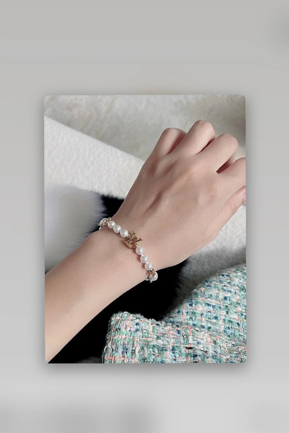 NB - LOV Jewelry - 822