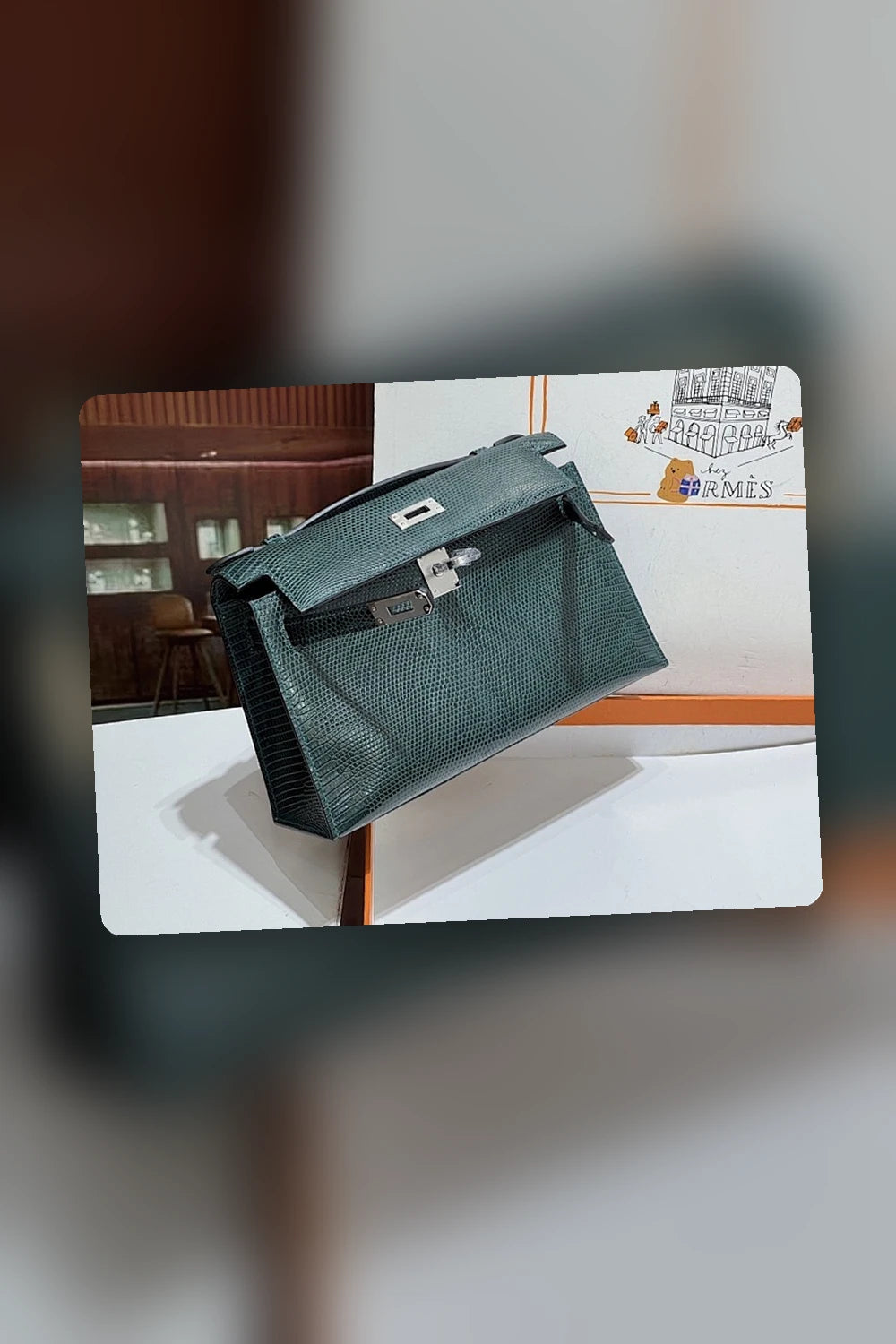 NB - HMS Bag - 669