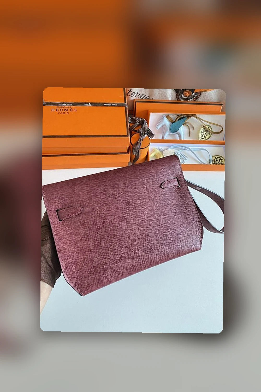 NB - HMS Bag - 1064