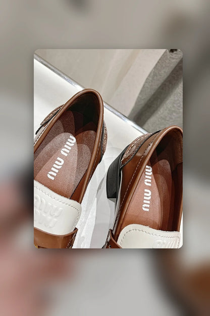NB - MMU Women Shoes - 520