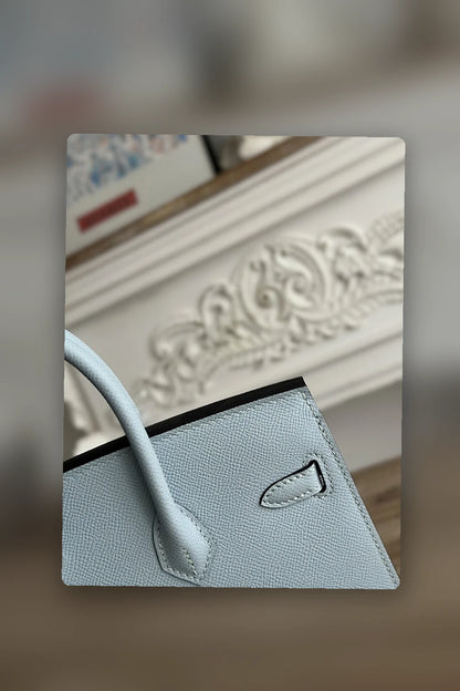 NB - HMS Bag - 1018