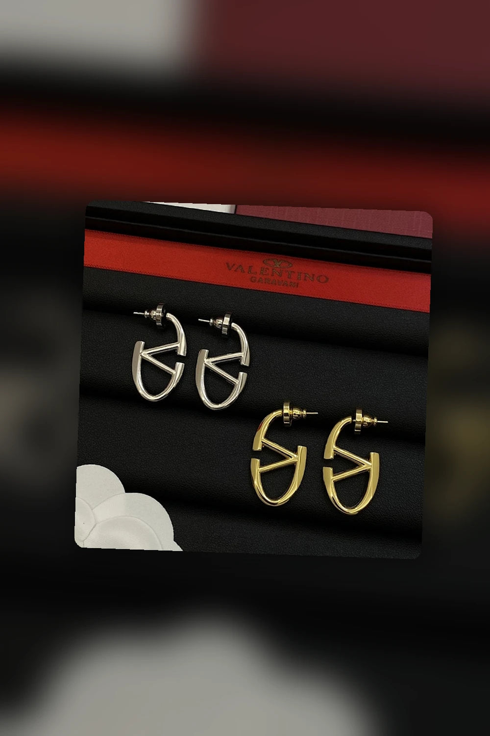NB - VEL Jewelry - 575