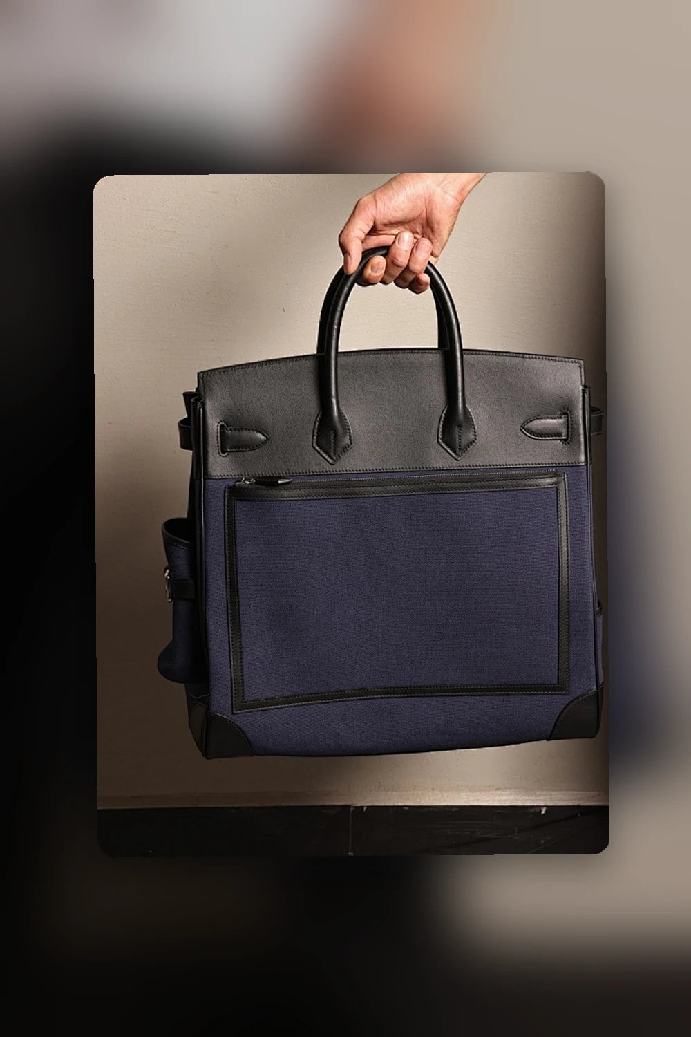 NB - HMS Bag - 1366