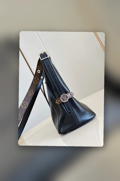 NB - LOV Bag - 526