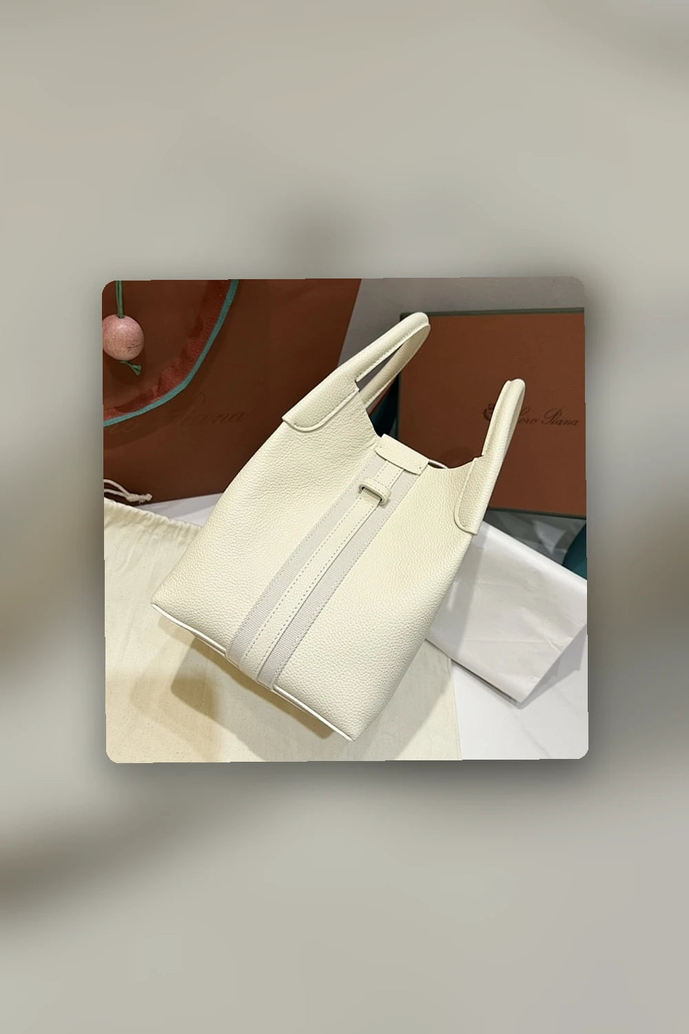 NB - DLVX Bag - 095