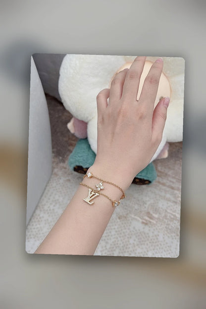 NB - LOV Jewelry - 821