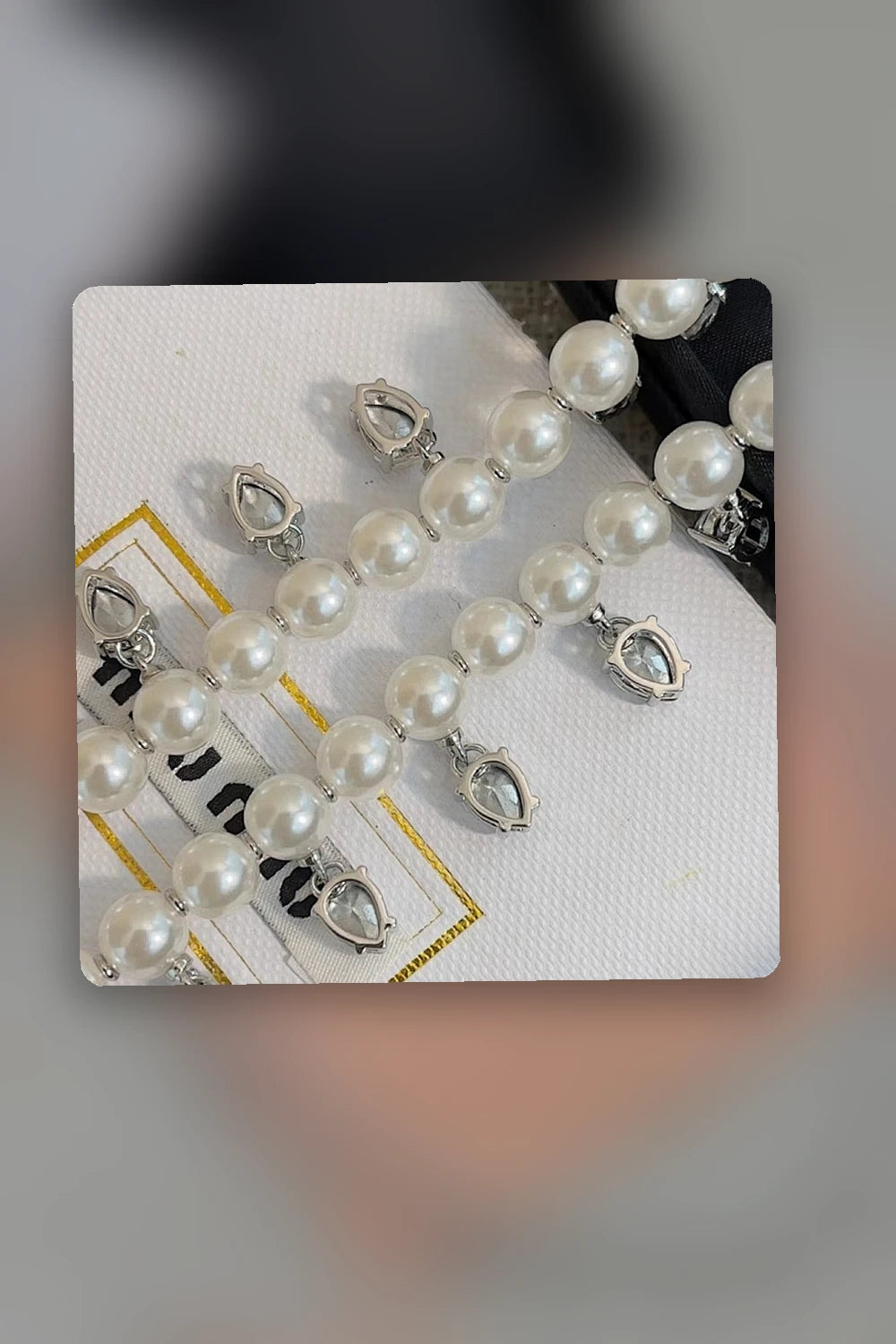 NB - MMU Jewelry - 365